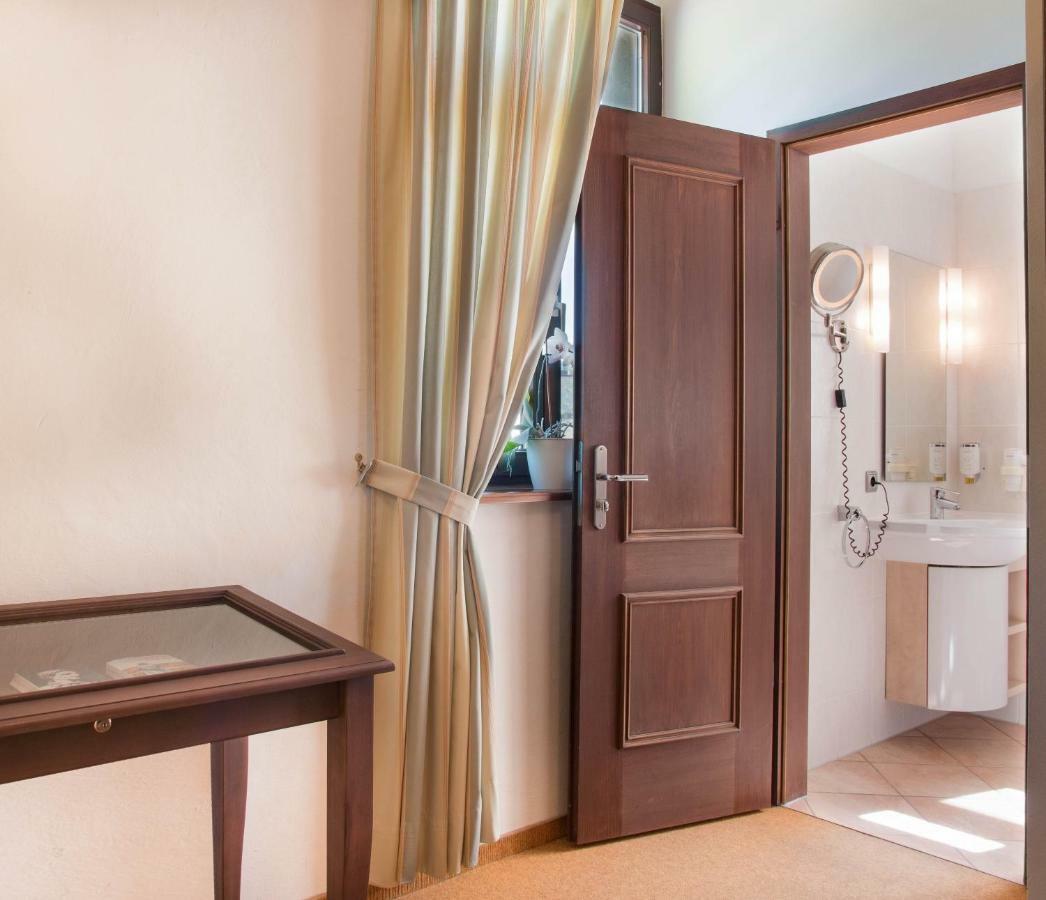 Hotel Alte Canzley Wittenberg Kültér fotó